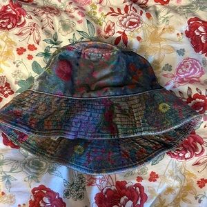 Natural life fuzzy bucket hat